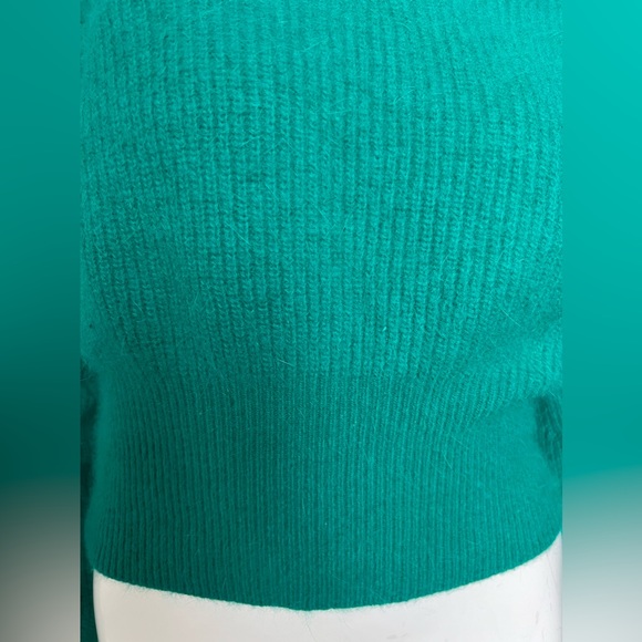 AILE Korean brand wool/ angora sweater- CUTE! - Picture 8 of 11